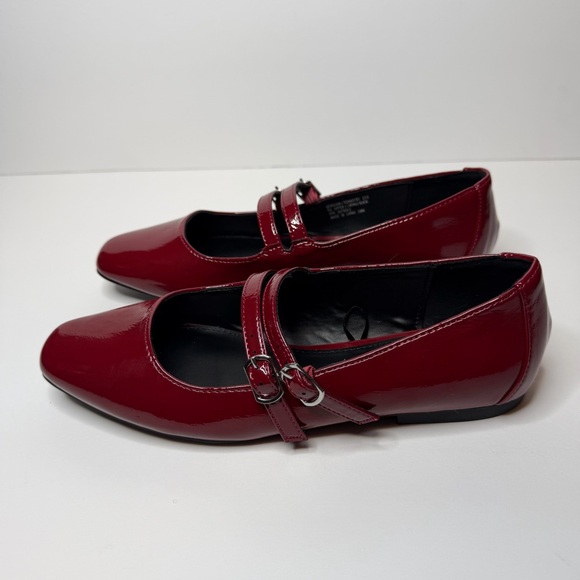 New Steve Madden Women's Mary-Jane Ballet Patent Flats in burgundy Red Size 8 - Picture 4 of 12